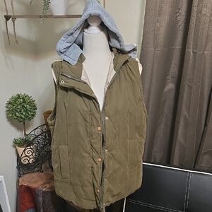 Pop Olive Vest with Heather Gray Hood